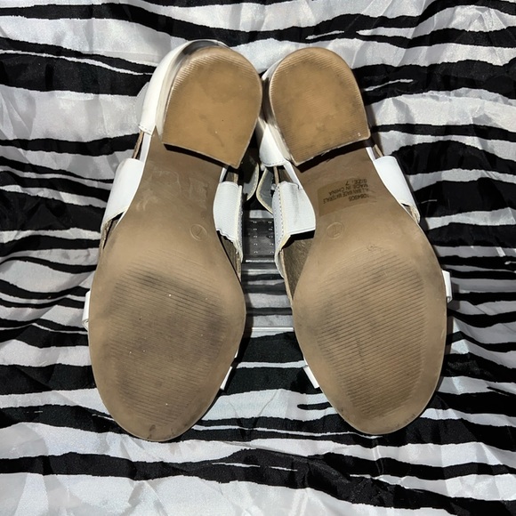 Summer Spring White Charlotte Russe heels - Picture 3 of 9